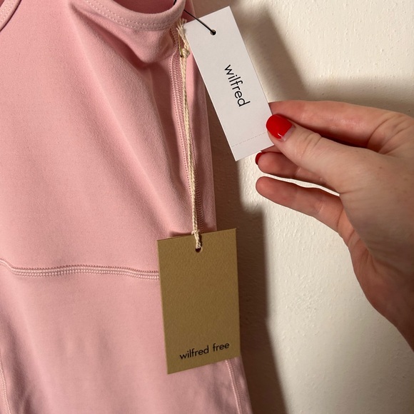 Aritzia divinity romper 7” - Picture 4 of 4